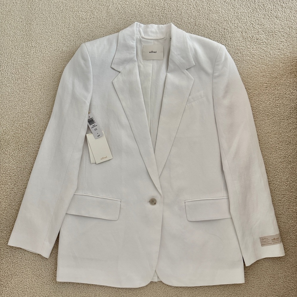 Wilfred Generation Linen Blazer - New with tag. Size US 4 (M)